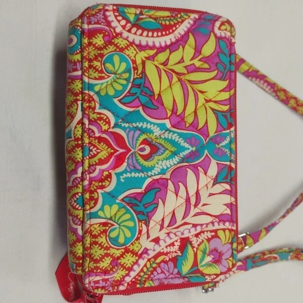 Vera Bradley Crossbody Wallet Small Pink Red Blue Green Womens Paisley - Picture 9 of 9